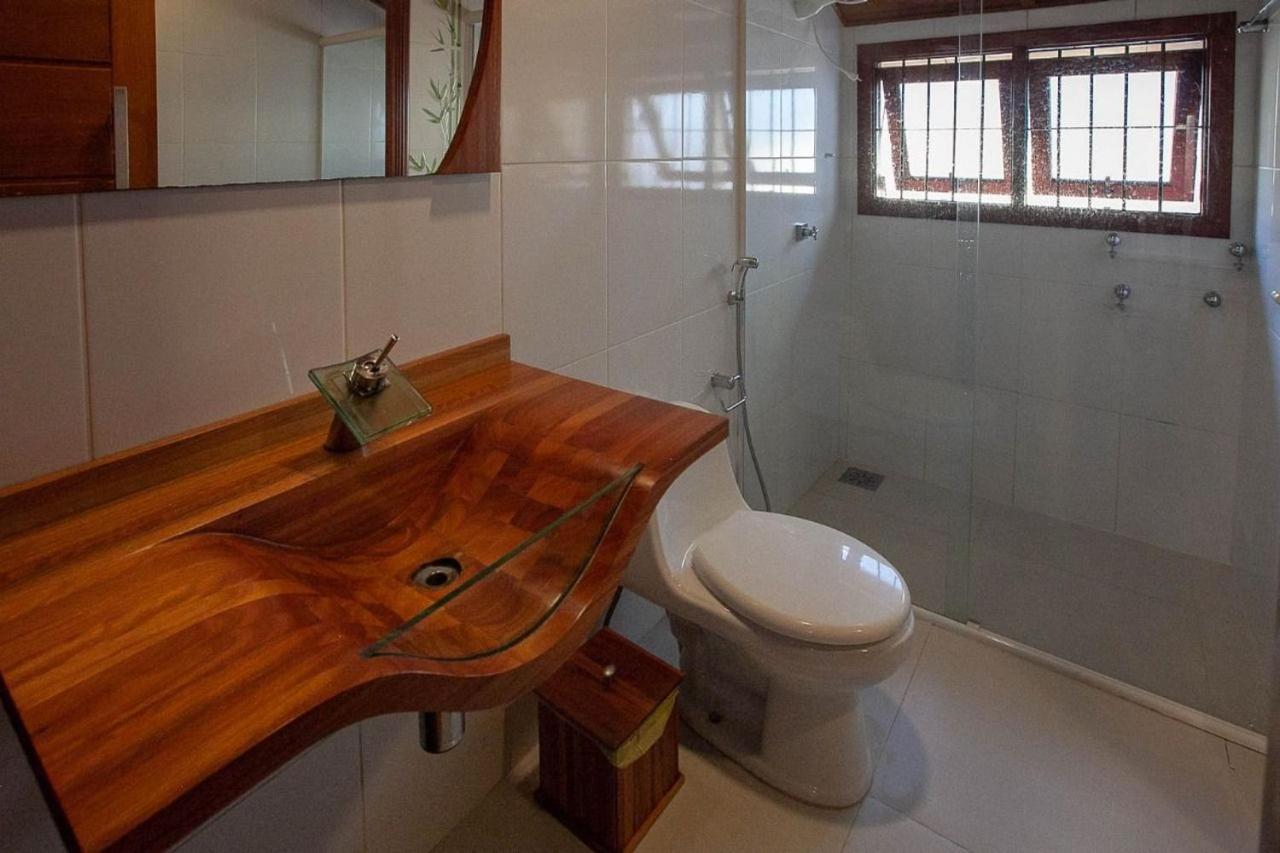 Moreira Casa Com Churrasqueira E Ar-Condicionado 乌巴图巴 外观 照片
