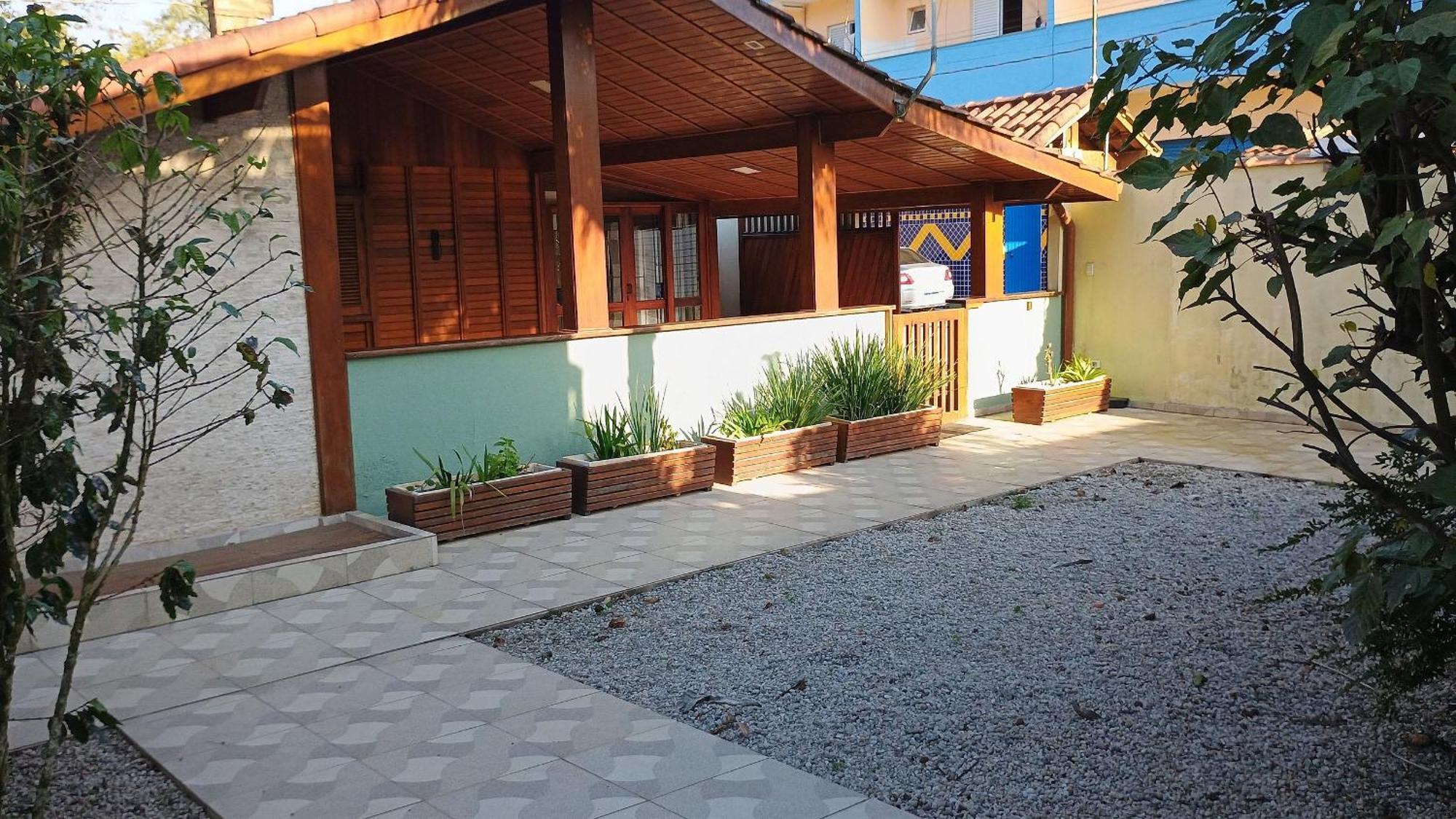 Moreira Casa Com Churrasqueira E Ar-Condicionado 乌巴图巴 外观 照片