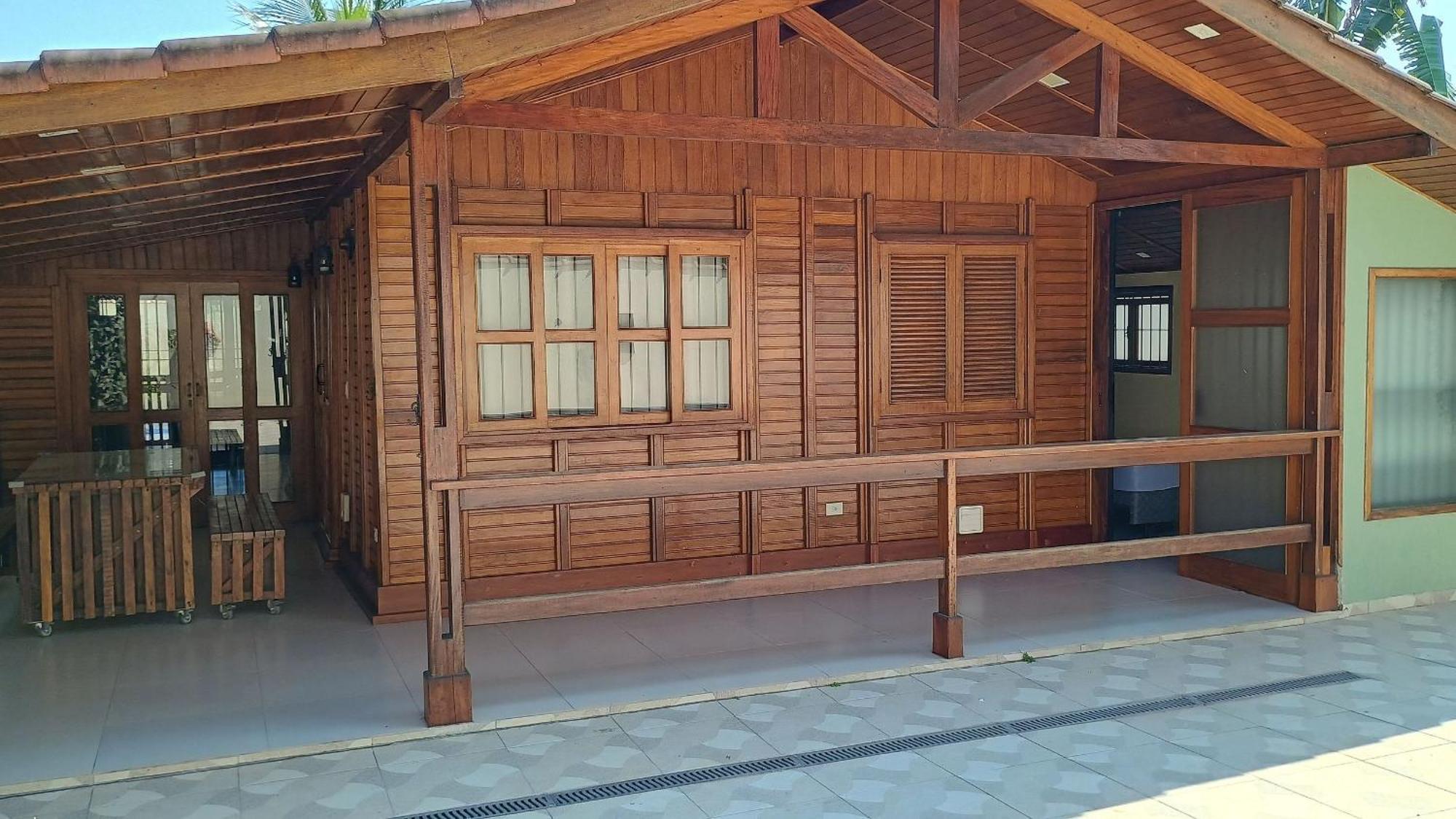 Moreira Casa Com Churrasqueira E Ar-Condicionado 乌巴图巴 外观 照片