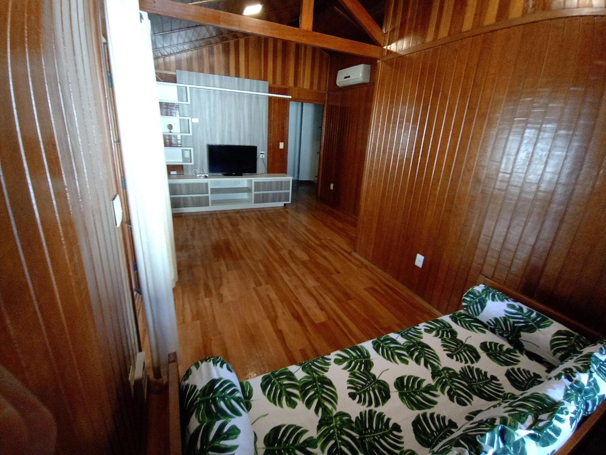 Moreira Casa Com Churrasqueira E Ar-Condicionado 乌巴图巴 外观 照片