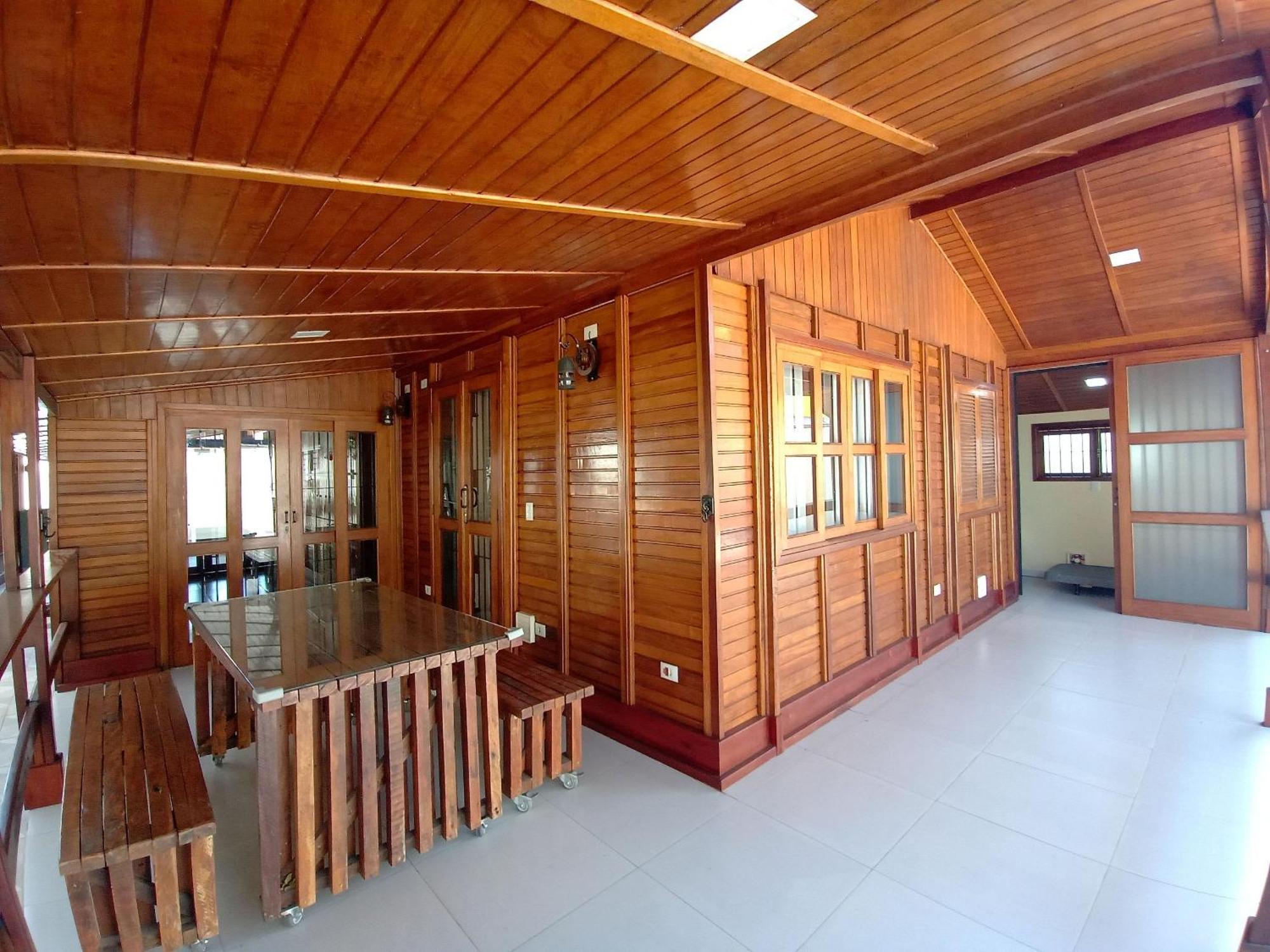 Moreira Casa Com Churrasqueira E Ar-Condicionado 乌巴图巴 外观 照片